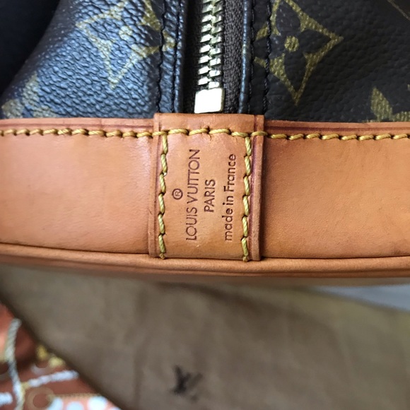 🌸SOLD🌸Authentic Louis Vuitton Alma Pm Monogram - Picture 4 of 8